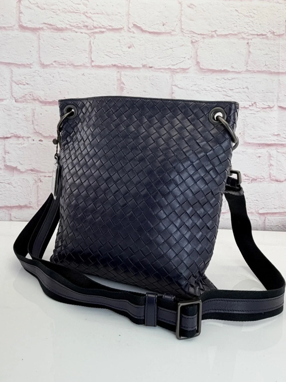 Bottega Veneta Nappa Unisex Flat Intrecciato Woven Leather Crossbody Bag